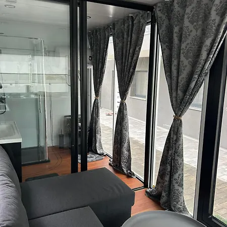 Mobile House Rest Area Apartment *